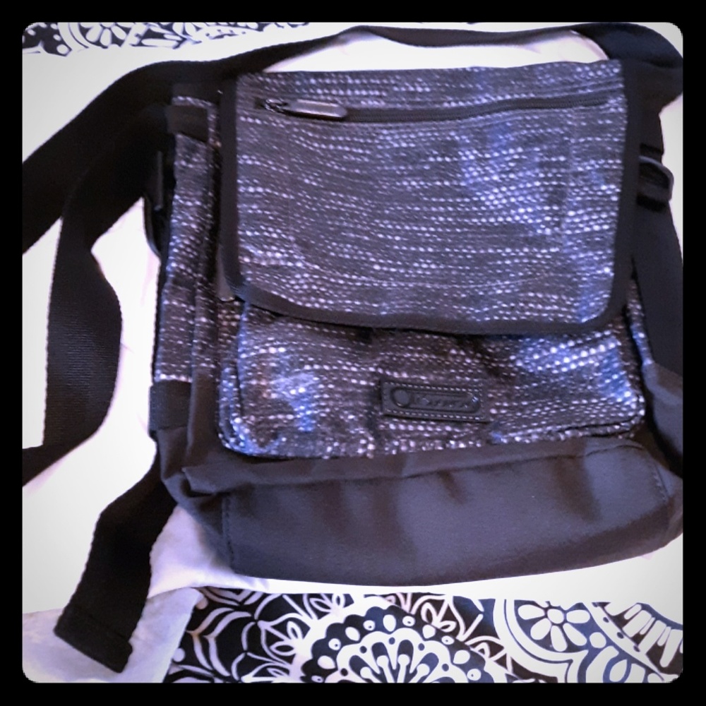 Lesportsac messenger bag